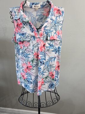 Blue Mood White Floral Sleeveless Tunic with Pink Flowers